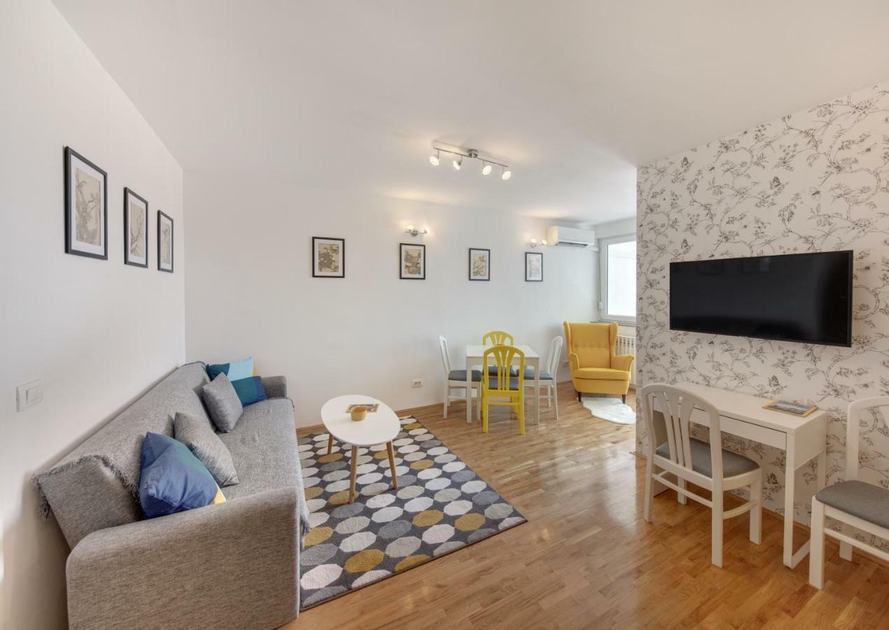 Apartman Осиек Экстерьер фото