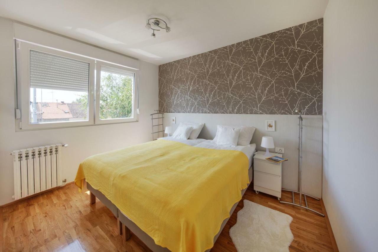 Apartman Осиек Экстерьер фото