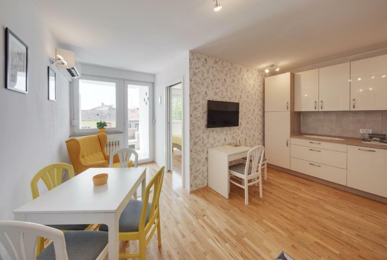Apartman Осиек Экстерьер фото